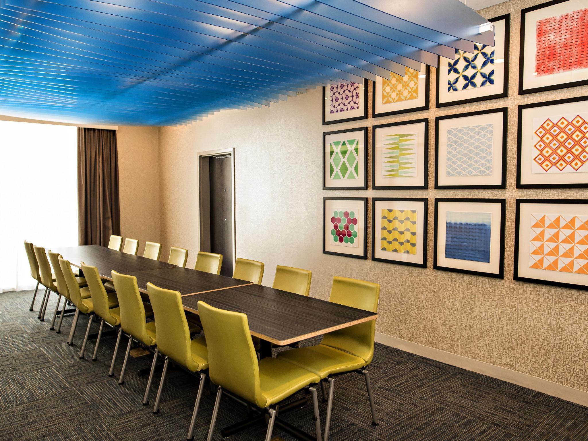 Holiday Inn Express & Suites - Marietta By Ihg Eksteriør bilde