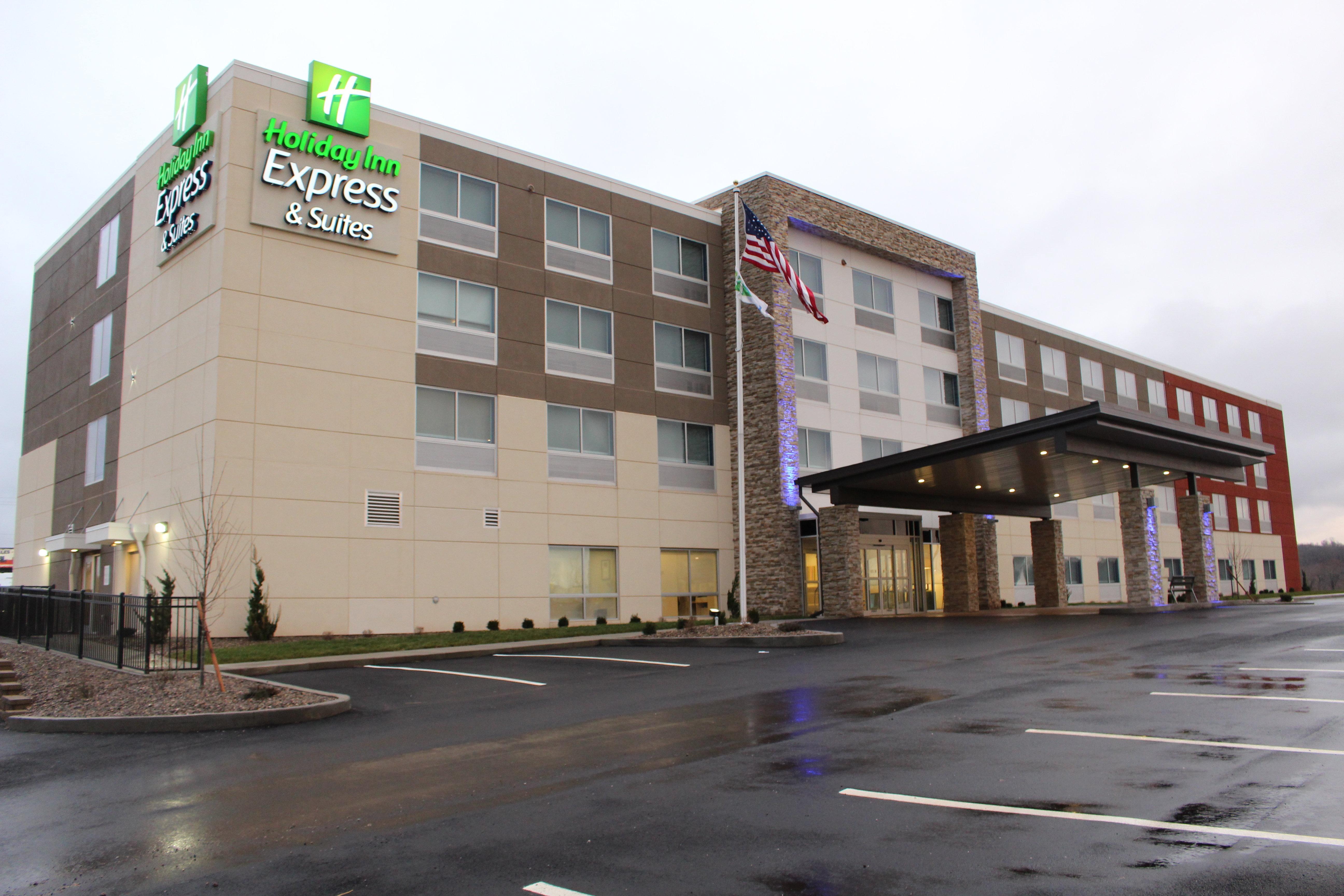 Holiday Inn Express & Suites - Marietta By Ihg Eksteriør bilde